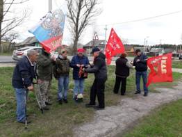 Митинг, посвящённый 77 годовщине Победы в Великой Отечественной Войне в деревне Дубки