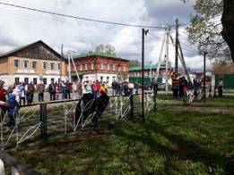Митинг, посвящённый 77 годовщине Победы в Великой Отечественной Войне в деревне Аленино